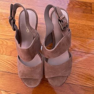 NWOT summer sandals